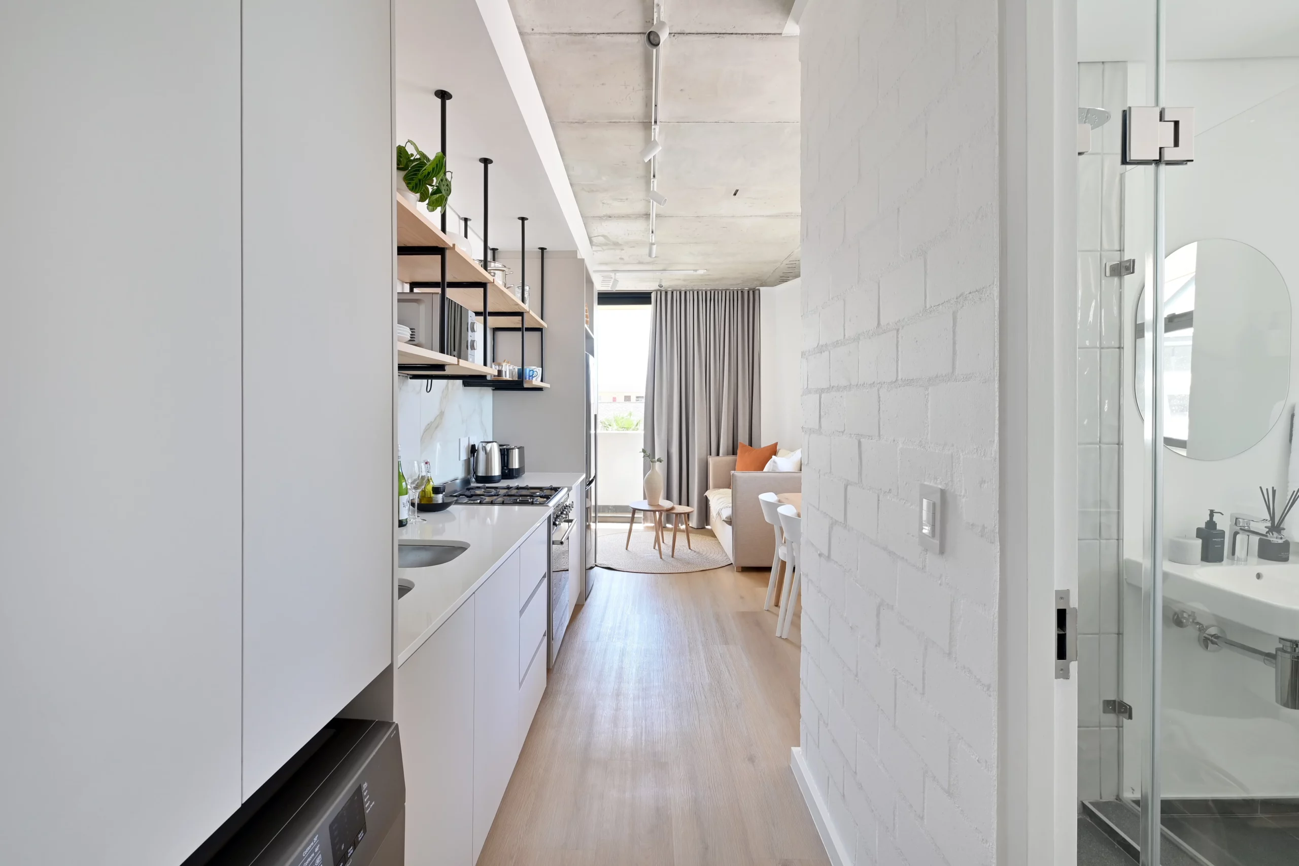 EIGHTY2 ON M Compact One Bedroom Apartments