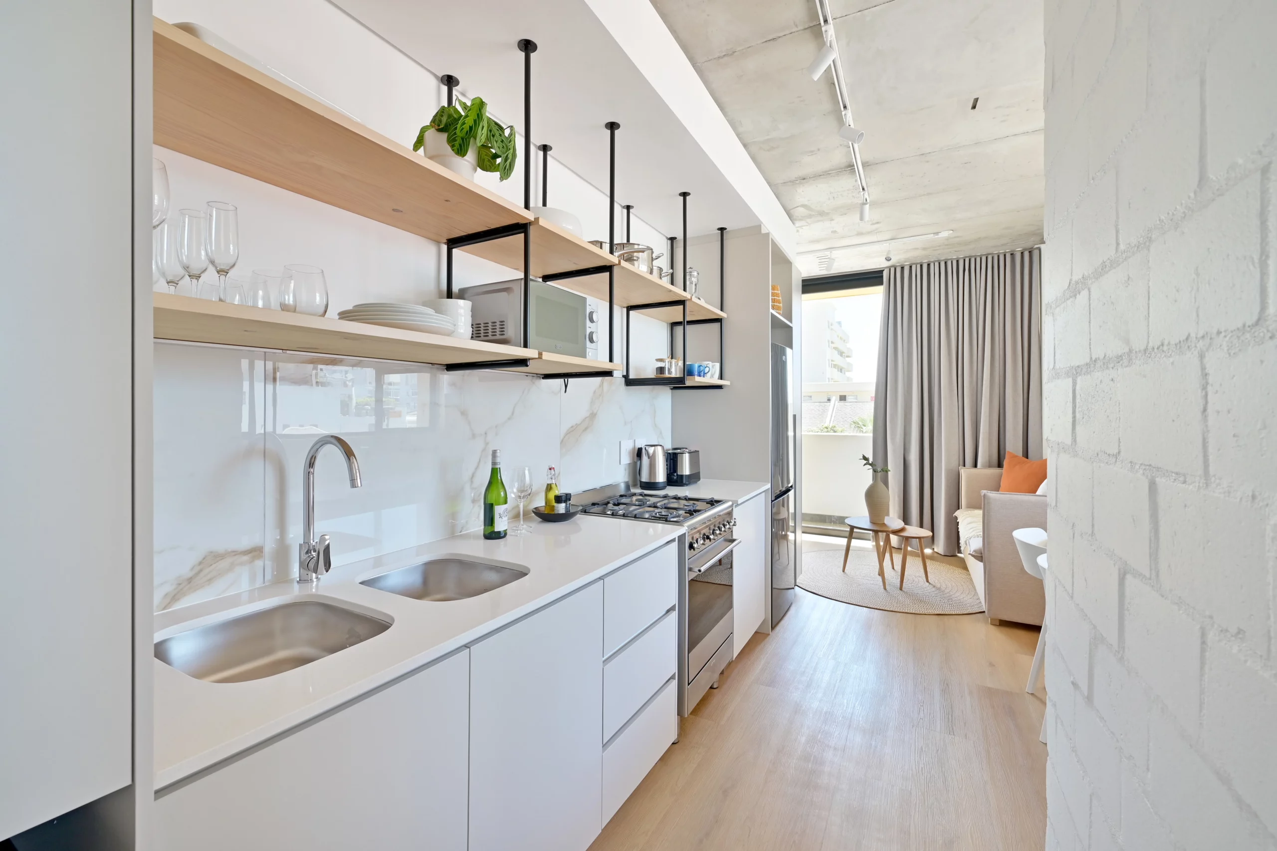 EIGHTY2 ON M Compact One Bedroom Apartments