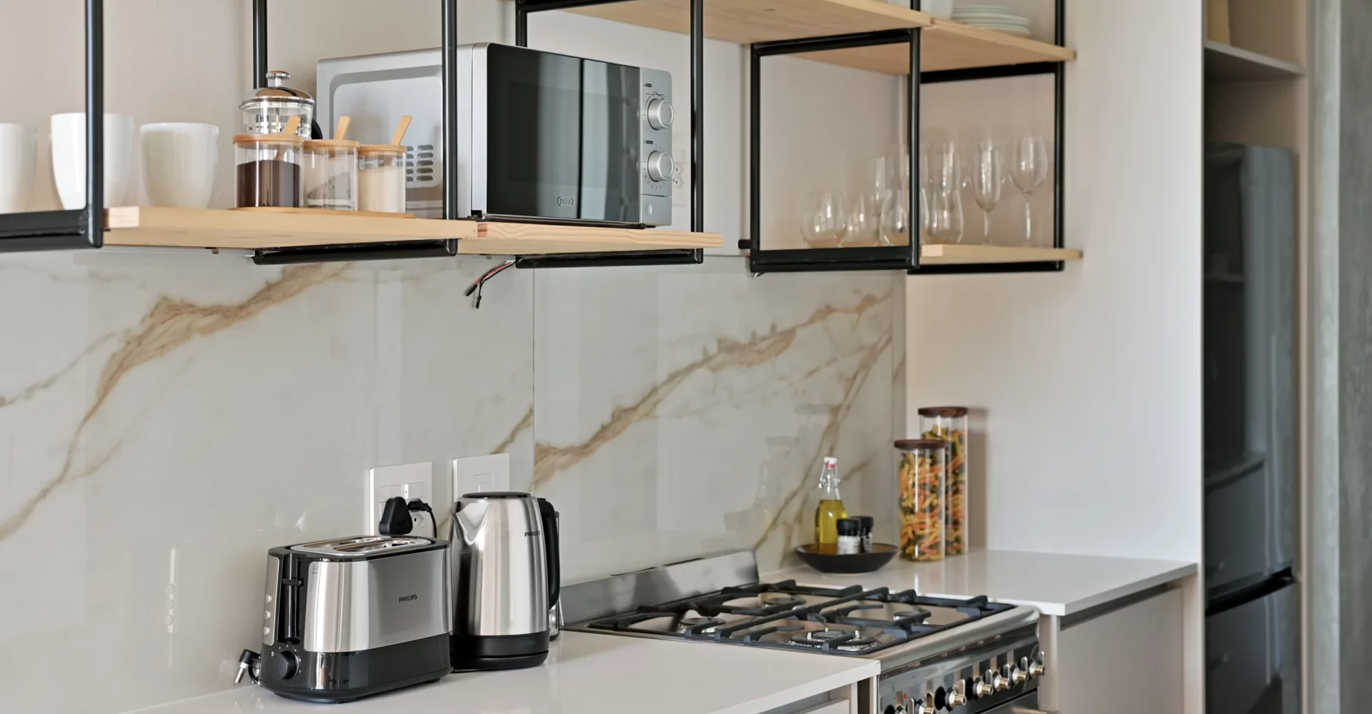 EIGHTY2 ON M One Bedroom Apartments