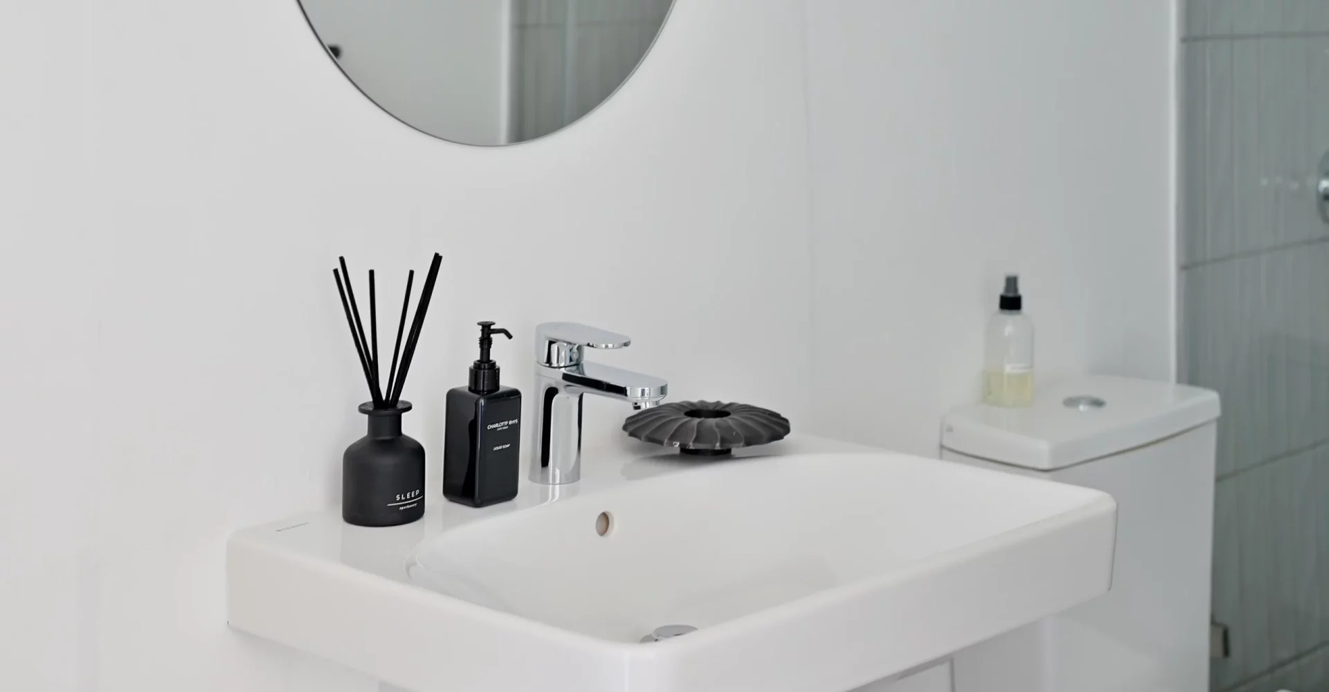 EIGHTY2 ON M One Bedroom Apartments
