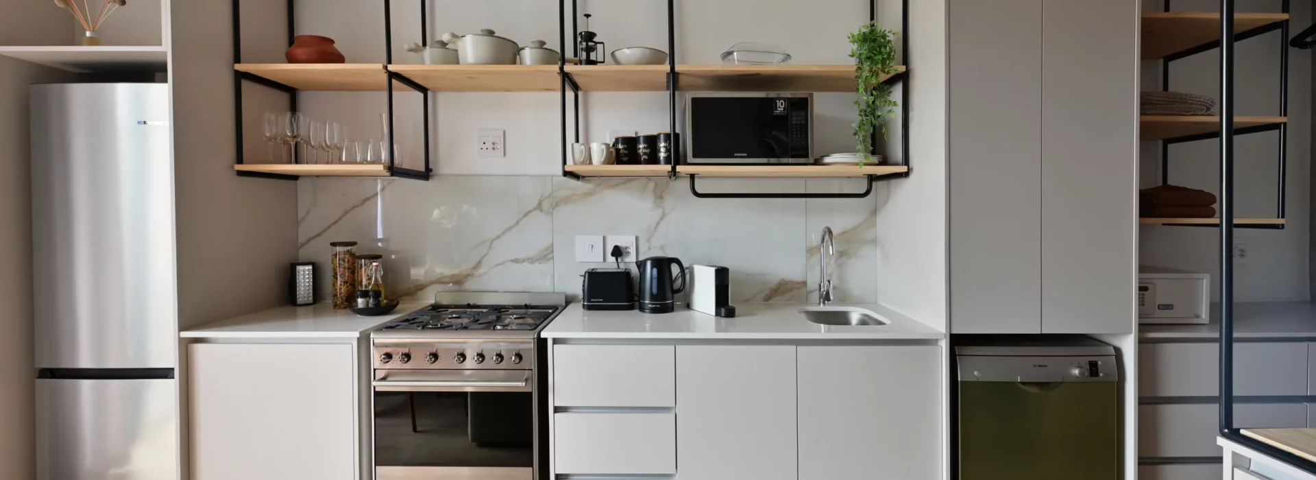 EIGHTY2 ON M STUDIO APARTMENTS