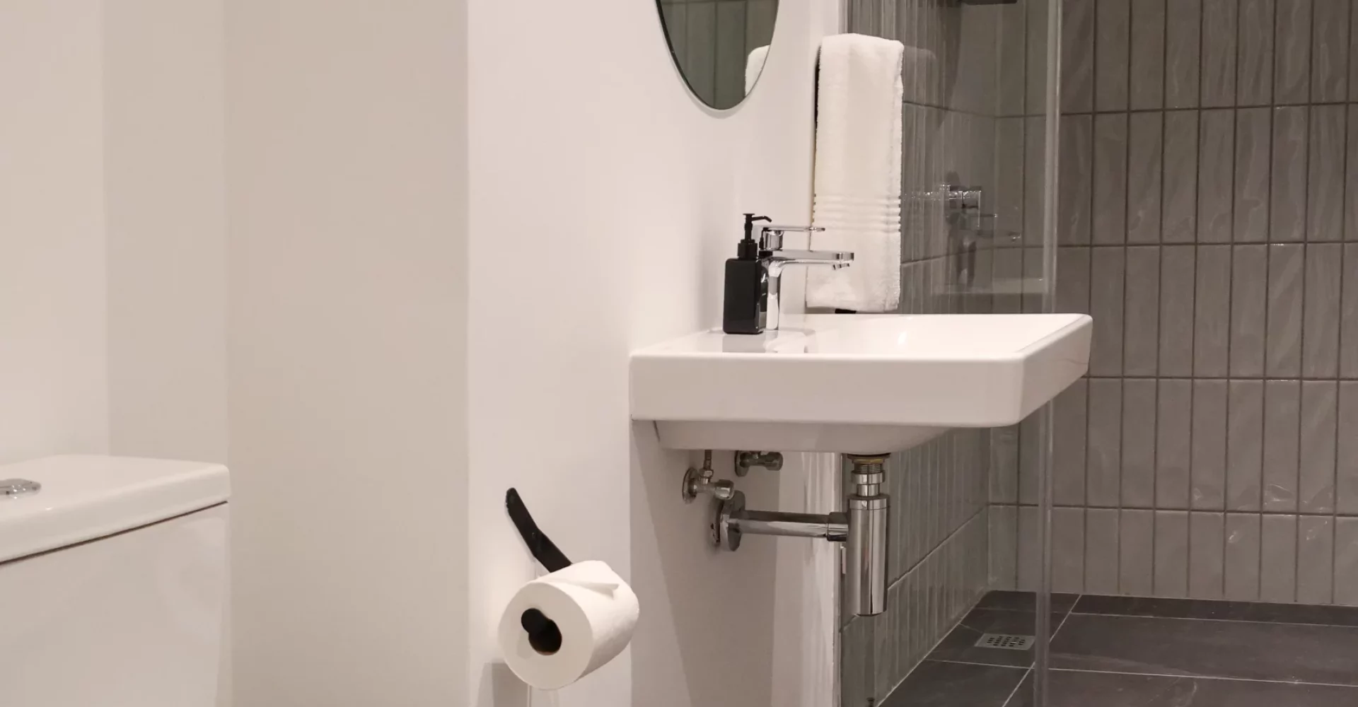 EIGHTY2 ON M Two Bedroom Apartment